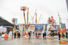 跨时代前沿科技 引领未来高效建设 捷尔杰携电驱新品及数字化解决方案闪耀